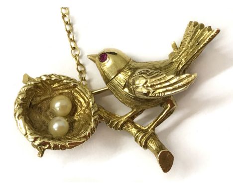 9 CARAT GOLD RUBY AND PEARL BROOCH BIRD WITH NEST