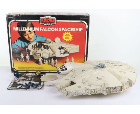 Vintage Palitoy Boxed Star Wars The Empire Strikes Back Millennium Falcon Space Ship, Cat. No. 33364 circa 1980, complete wit