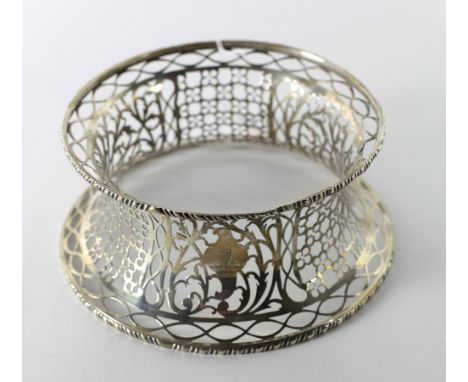 An antique Irish pierced silver Dish Ring, with gadroon rims, approx. 11 ozs (marks worn) 18cms (7") diameter. (1)