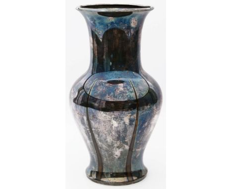 Art Deco-Vase "Ikora", WMF. Versilbert. Balusterform mit Messingbändern. Angelaufen, gedellt, Kratzer. Gem. WMF Ikora, 30er. 