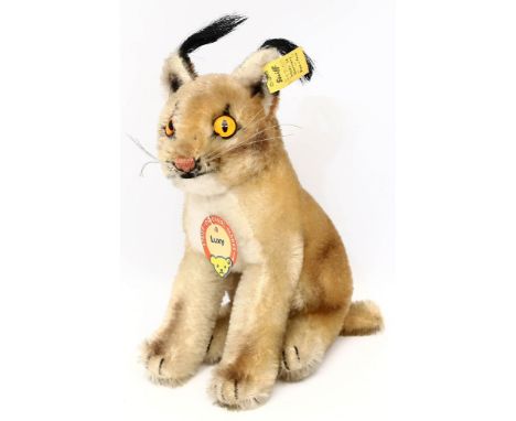 Luchs "Luxy", Steiff. Mit K, F und S. 1963. H. 18 cm.