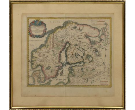Kolorierte Kupferstichkarte (18. Jh.) "SUECIAE et NORVEGIAE", so in Kartusche betitelt. Alters- und Gebrauchsspuren. 29x 36 c