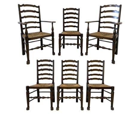 Set of six (4+2) 20th century oak country farmhouse chairs, turned supports with ladder back, rush seat, on tuned front suppo
