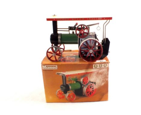 A boxed Mamod steam traction engine