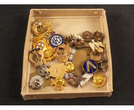 Military sweetheart and enamel badges
