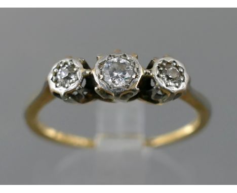 Antique 18ct gold and platinum diamond trilogy ring, approx 0.25ct, ring size L, 2.0gm