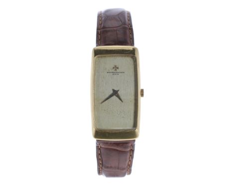 Vacheron &amp; Constantin Genéve 18ct rectangular curved gentleman's dress watch, ref. 35204, circa 1980s, case no. 5332xx, r