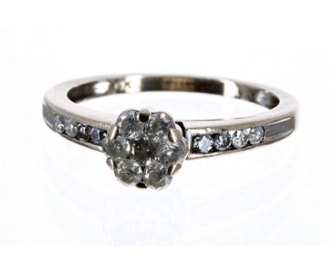 18ct diamond cluster ring with set shoulders, 0.50ct approx, clarity I1, colour H-I, 3.2gm, ring size N