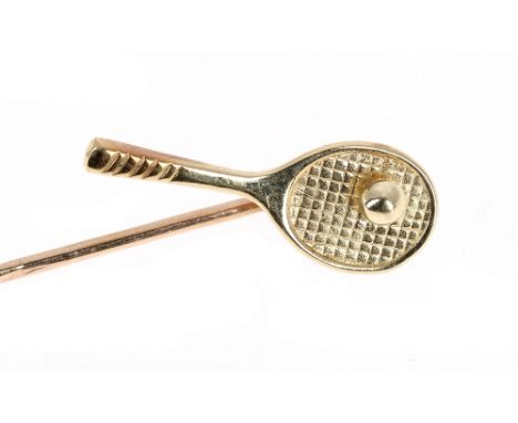 Novelty gold 'tennis racket and ball' stick pin, 2.9gm, the racket 26mm 