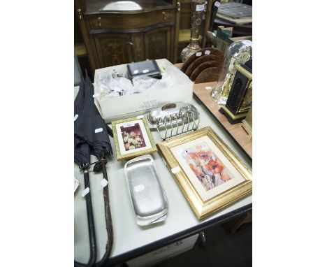 QUANTITY OF VARIOUS EPNS CUTLERY INCLUDING; SPOONS, KNIVES, BUTTER DISH, TOAST RACK, TWO VINTAGE UMBRELLAS AND TWO PICTURES 