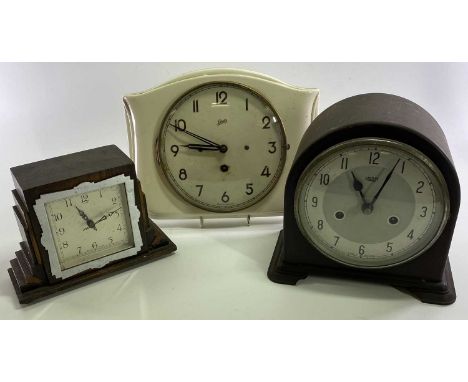 VINTAGE MANTEL &amp; WALL CLOCKS (3) - a Smiths Enfield chime strike mantel clock in brown Bakelite case, 20.5cms H, 22cms ac