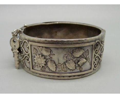 A Victorian silver bangle, Birmingham 1884 
