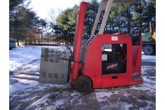 Namco Forklift Model E252111 Serial 8503034 Hour Meter 1070 2500 Lb Capacity Two Stage 130 M