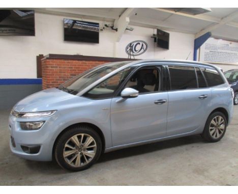 Make &amp; Model: Citroen C4 GR Picasso EX HDIDate of Reg: NK14 UGGColour: Bluecc: 1560MoT: 27-12-2021Fuel Type: DIESELMileag