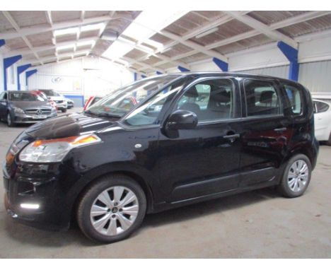 Make &amp; Model: Citroen C3 Picasso VTR +Date of Reg: NU62 HMZColour: Blackcc: 1598MoT: 10-06-2021Fuel Type: PETROLMileage: 