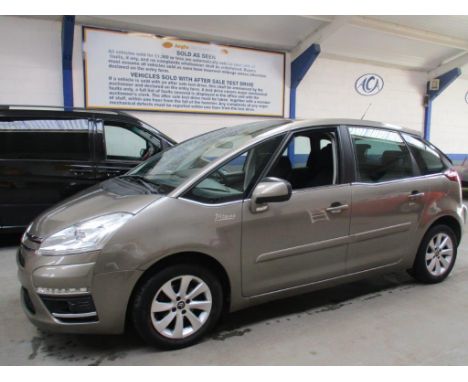 Make &amp; Model: Citroen C4 Picasso VTR+ HDIDate of Reg: AJ11 ATVColour: Browncc: 1560MoT: 29-05-2021Fuel Type: DIESELMileag