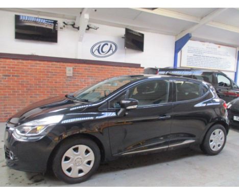 Make &amp; Model: Renault Clio Dyn Nav NRGDate of Reg: NL14 PYDColour: Blackcc: 1461MoT: 03-07-2021Fuel Type: DIESELMileage: 