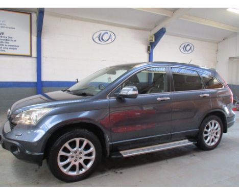 Make &amp; Model: Honda CR-V EX I-VtecDate of Reg: AO08 FEVColour: Greycc: 1997MoT: 28-03-2022Fuel Type: PETROLMileage: 109KT