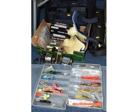 ONE BOX OF SEA FISHING TACKLE AND A GROUP OF SEA FISHING RODS, to include a Gemini GN300 reel, an Okuma Classic Pro reel, a S