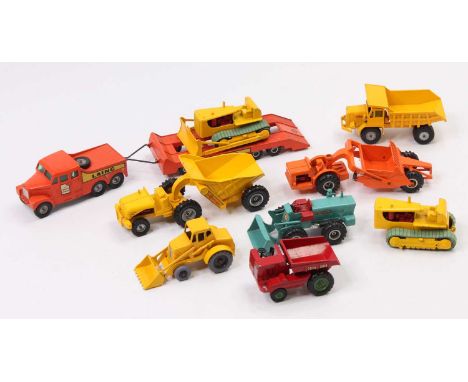 One tray containing a collection of various Matchbox Kingsize diecast vehicles to include No. 5 Foden dump truck, an Aveling 