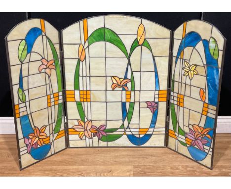 A coloured glass fire screen or guard, 82.5cm high 