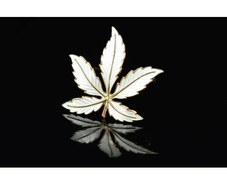A VINTAGE BERNARD MELDAHL NORWEGIAN STERLING SILVER WHITE GUILLOCHE ENAMEL BROOCH IN THE SHAPE OF A MAPLE LEAF, measuring app