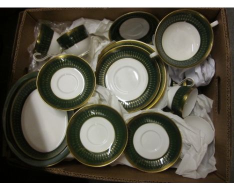 Spode Royal Windsor pattern part dinner and tea service