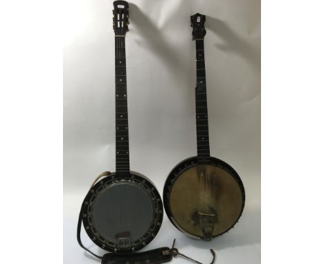 Two banjo ukuleles comprising a vintage Savana 6 string example and a four string example (2).