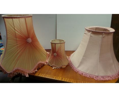 Lot of 3x lamp shades 