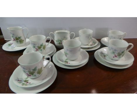 20 piece tea RC Ireland by Noritake (no lid on sugar)