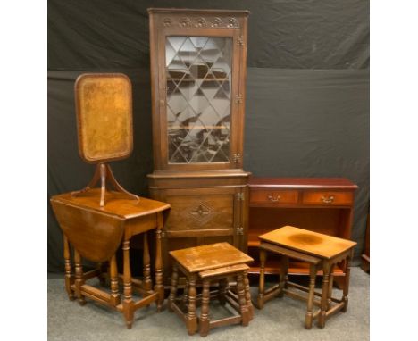 A 20th century oak dropleaf table oval top, turned legs, 74cm high; a Jaycee furniture oak corner cupboard; a reproduction bo