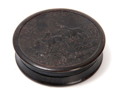 A REGENCY PRESSED-HORN SNUFF BOX decorated with a hunting scene and titled below 'TALLY-HO' 7.5cm diameter