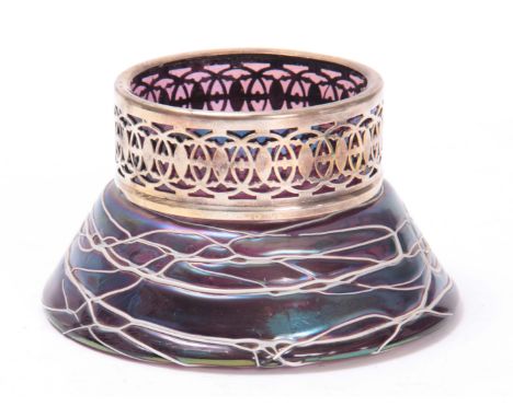 A LOETZ TYPE MAUVE AND WHITE ENAMEL STREAKED IRIDESCENT SQUAT CIRCULAR TAPERING VASE circa 1900/20's with plain neck and pier