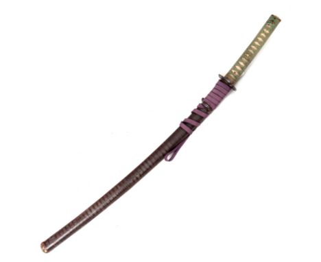 A 19TH CENTURY JAPANESE SAMURAI SWORD with bound gilt bronze mounted pearlised handle and banded lacquer work scabbard 94cm o