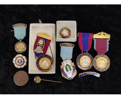 Masonic Interest. Collection of medals and badges relating to Masonic orders to include a RMIB Cumberland &amp; Westmorland S