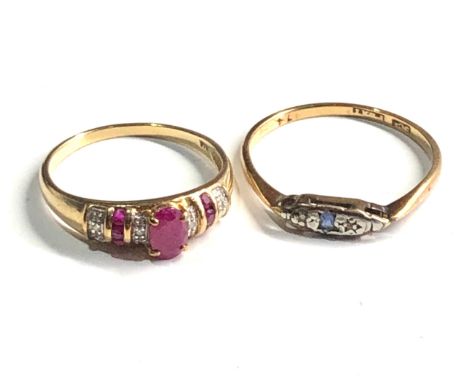 2 x 9ct gold rings inc. diamond, ruby, sapphire (3.2g) 