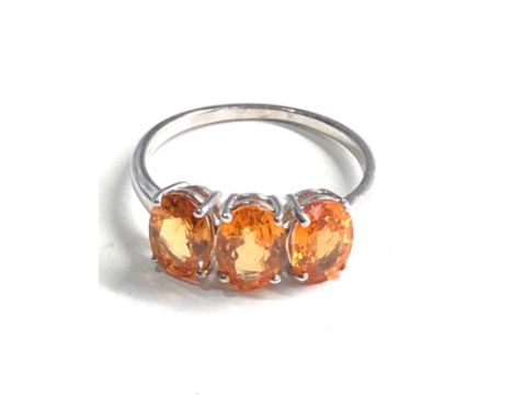 9ct gold orange sapphire ring weight 2.2g 