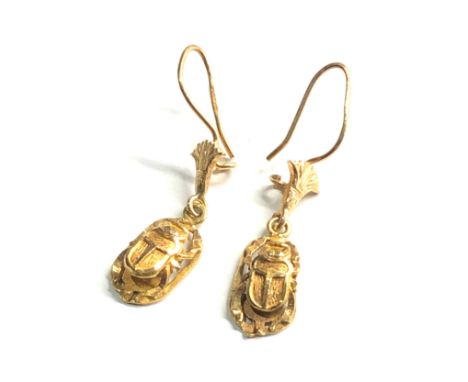 18ct gold vintage Egyptian scarab beetle drop earrings (2.7g) 