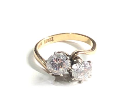 18ct gold &amp; platinum clear stone set dress  ring (3.7g) 