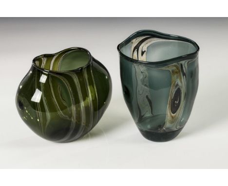 2 Künstlerglasvasen. Lauscha. Ab 1973 - Anfang 21. Jh. Signiert "HK".                     KOCH,             Hubert (1932 Laus