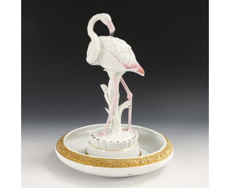 Große Steckschalenplastik: Flamingo mit Schale. Rosenthal. Marke Zweigwerk Bahnhof Selb, 1928. Monogrammiert. Modell-Nr.: 326