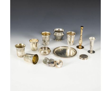 Konvolut 14 Teile Silber. Alle gepunzt. 20. Jh.             Silber und Sterlingsilber. H 1 - 15 cm. Zusammen ca. 500 g.      