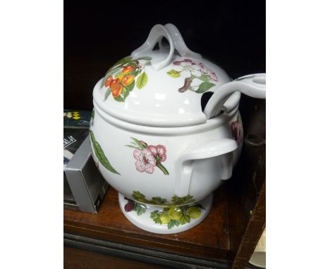 A LARGE PORTMEIRION 'PALOMA' POTTERY soup tureen, cover and ladle