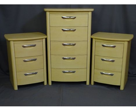 A PARCEL OF THREE MODERN STYLISH LIGHT WOOD BEDROOM CHESTS of various sizes