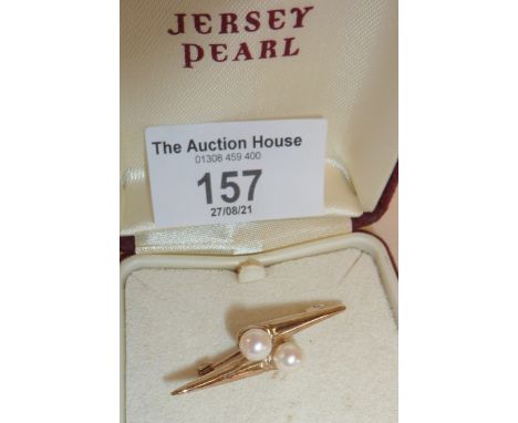 9ct gold and cultured pearl brooch fully hallmarked - maker "MH"?, weight approx 4g