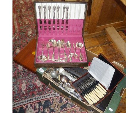 Large quantity of silver-plated cutlery, inc. boxed sets and a part canteen of Oneida flatware