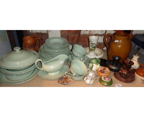 Spode Flemish green dinner service and other pottery