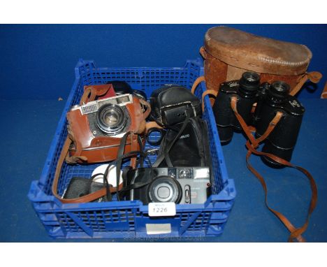 Miscellaneous Cameras including Minolta, Halina, Yashica, Olympus and a cased pair of Binoculars 10 x 50.