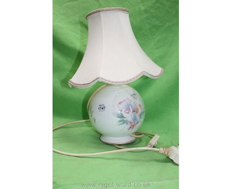 An Aynsley Lamp.