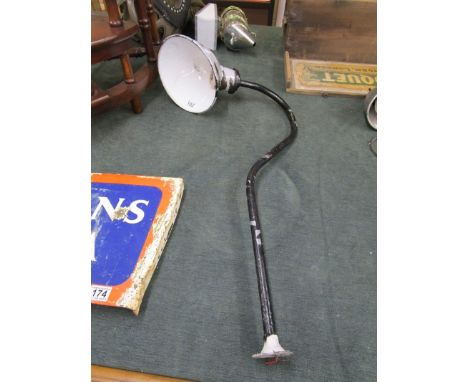 Industrial lamp with enamel shade